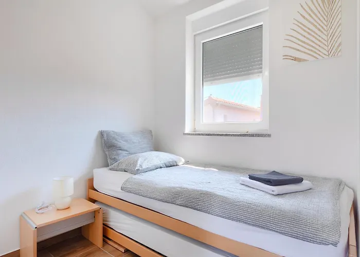 Lara 1 Vila Ližnjan