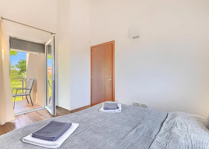 Vila Lara 1 Ližnjan