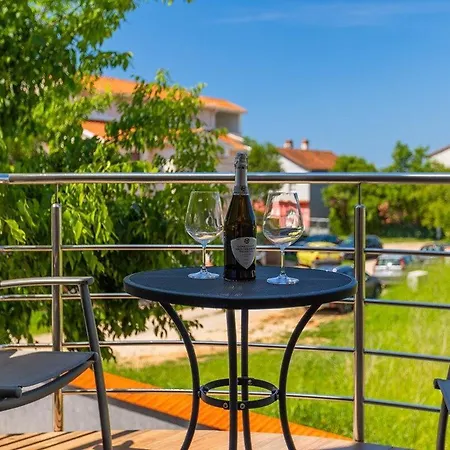 Villa Lara 1